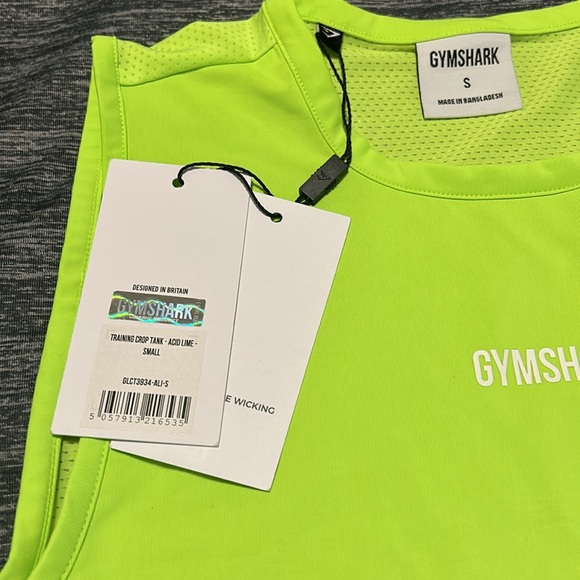 NWT GYMSHARK Training Crop Top! - Picture 2 of 5
